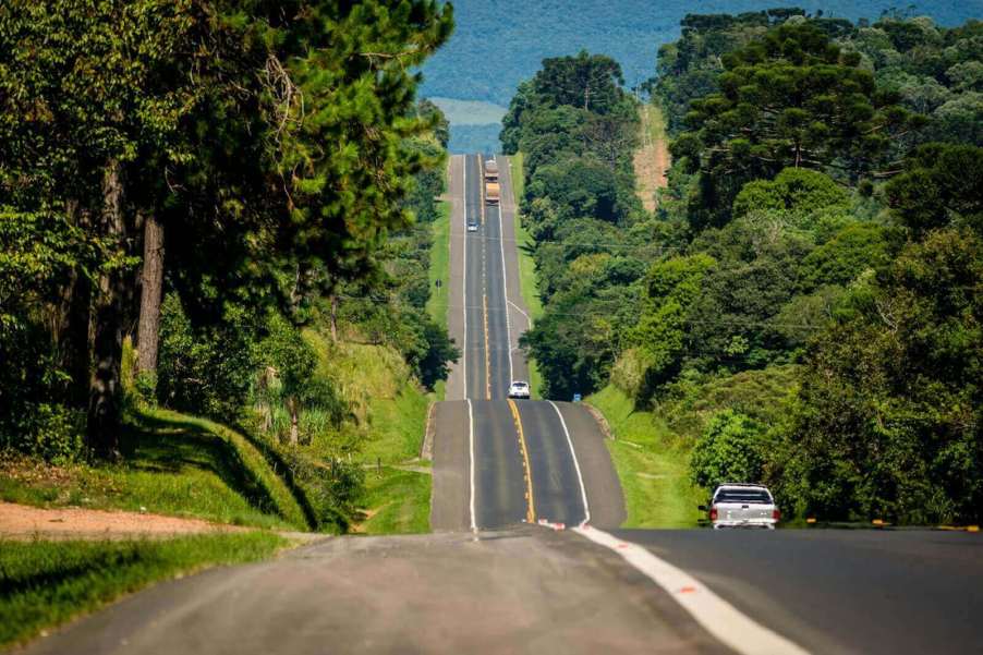 An incline like this can make for a tricky hill start for manual car drivers.